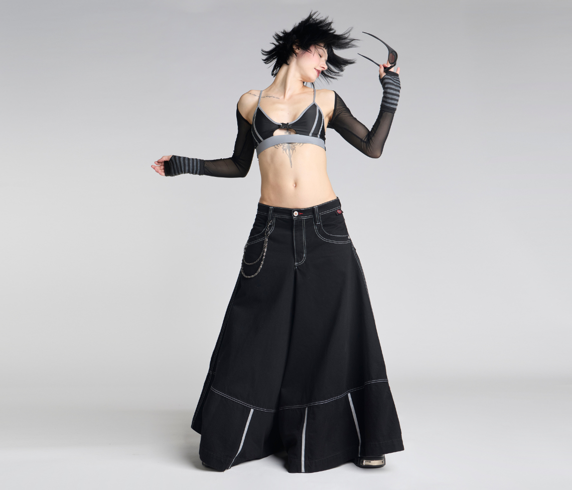 W 69ERS 69 Inch Super Black Rinse Denim Jeans With Bottom Leg Opening And Durable Comfort Fit