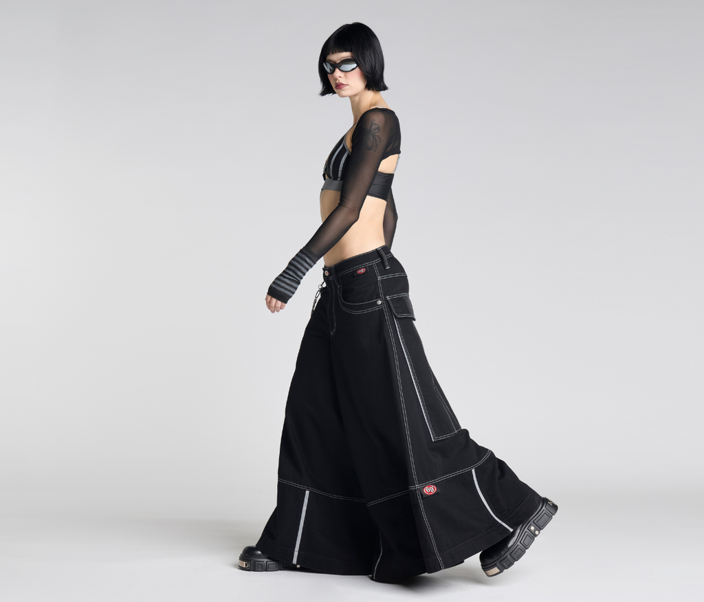 W 69ERS 69 Inch Super Black Rinse Denim Jeans With Bottom Leg Opening And Durable Comfort Fit