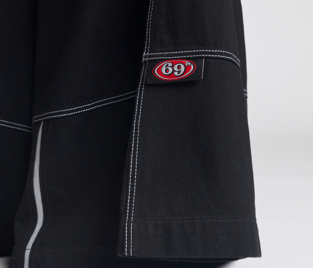 W 69ERS 69 Inch Super Black Rinse Denim Jeans With Bottom Leg Opening And Durable Comfort Fit