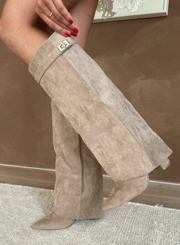 Valcero High-heel boots with trousers