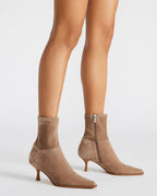 STASIA TAUPE SUEDE - SM REBOOTED