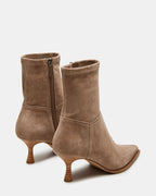 STASIA TAUPE SUEDE - SM REBOOTED