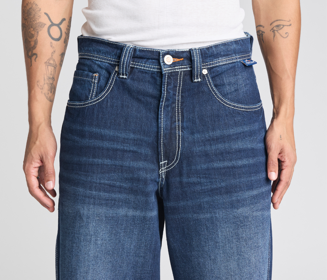 Planet K Jeans Azul Dark Wash 26 Inch Bottom Leg Opening With Hidden Stash Pocket