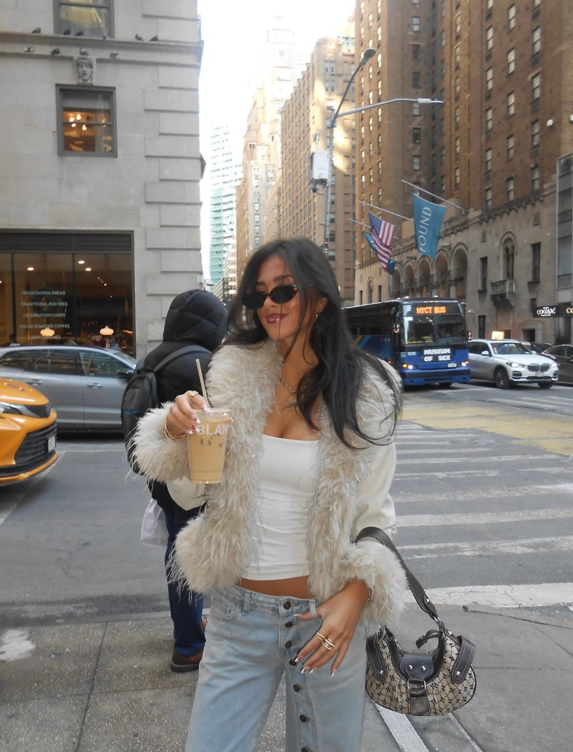 Sony Cybershot DSC-H90