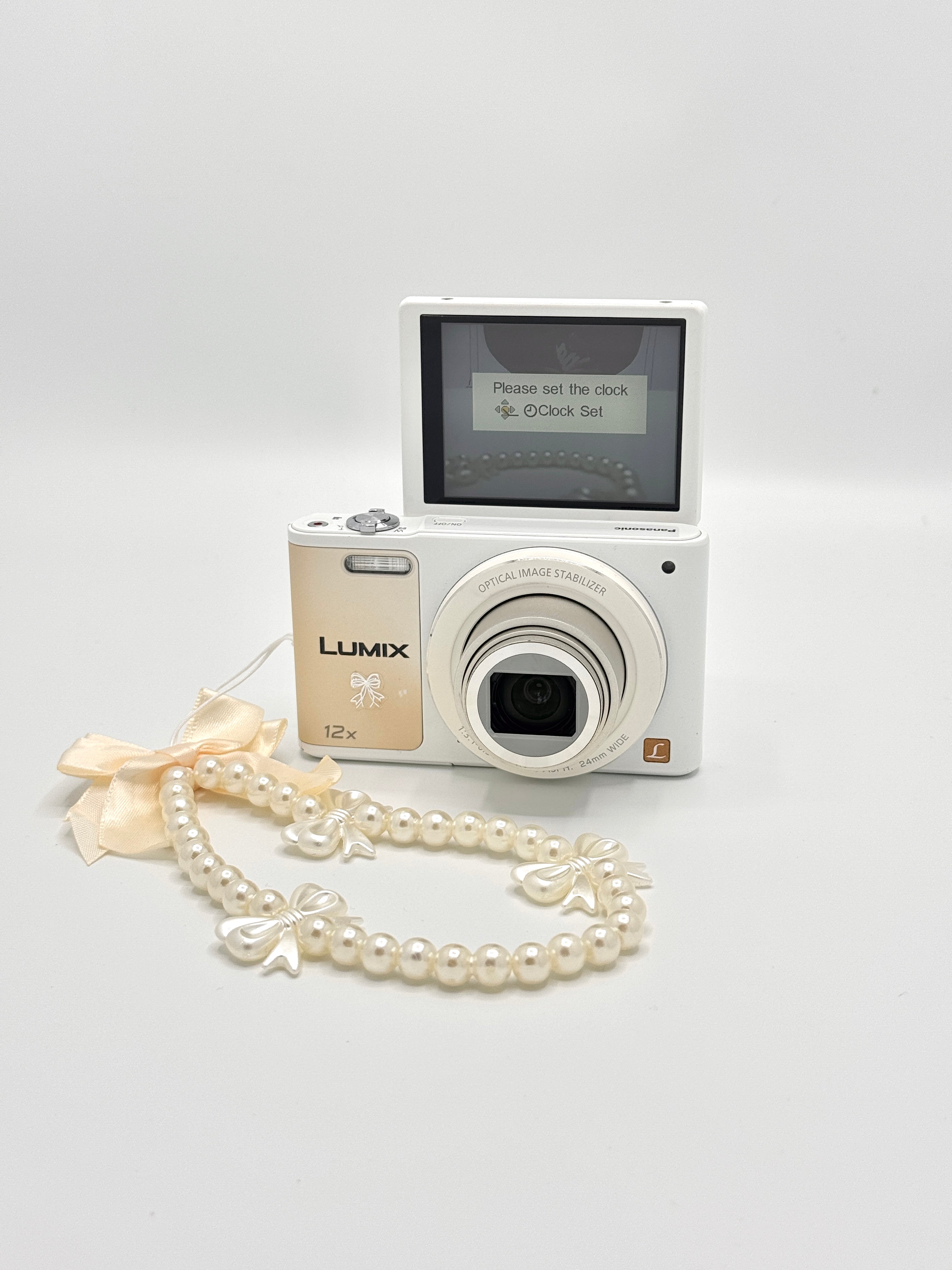 Lumix SZ10