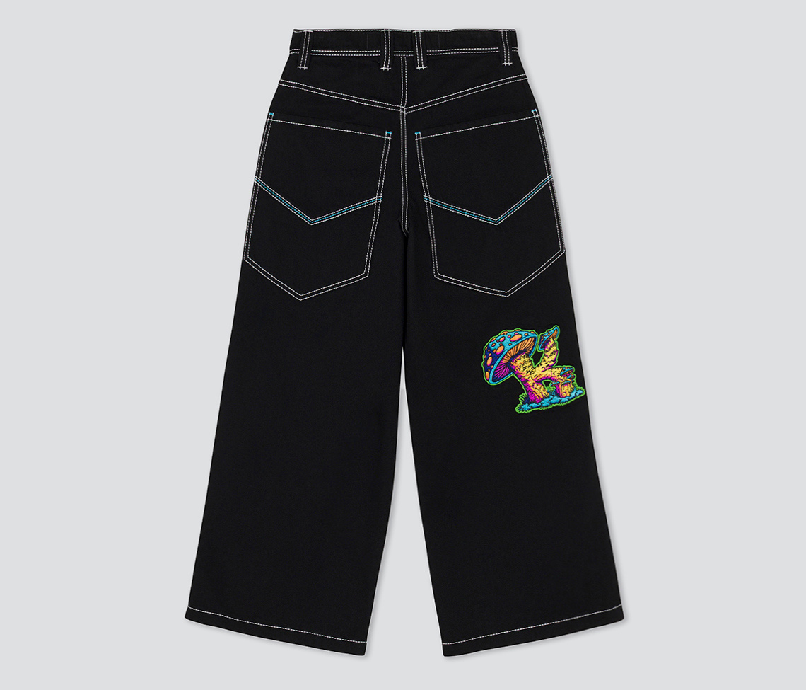 W Magic Mushroom 26 Inch Bottom Leg Opening Super Black Rinse Jeans With Hidden Stash Pocket