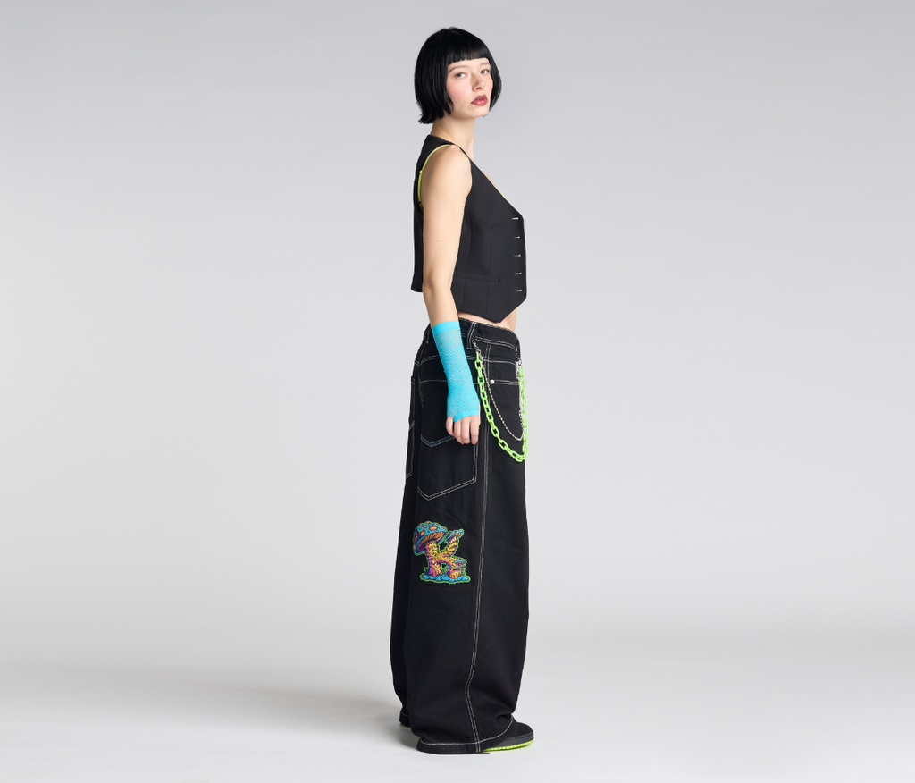 W Magic Mushroom 26 Inch Bottom Leg Opening Super Black Rinse Jeans With Hidden Stash Pocket