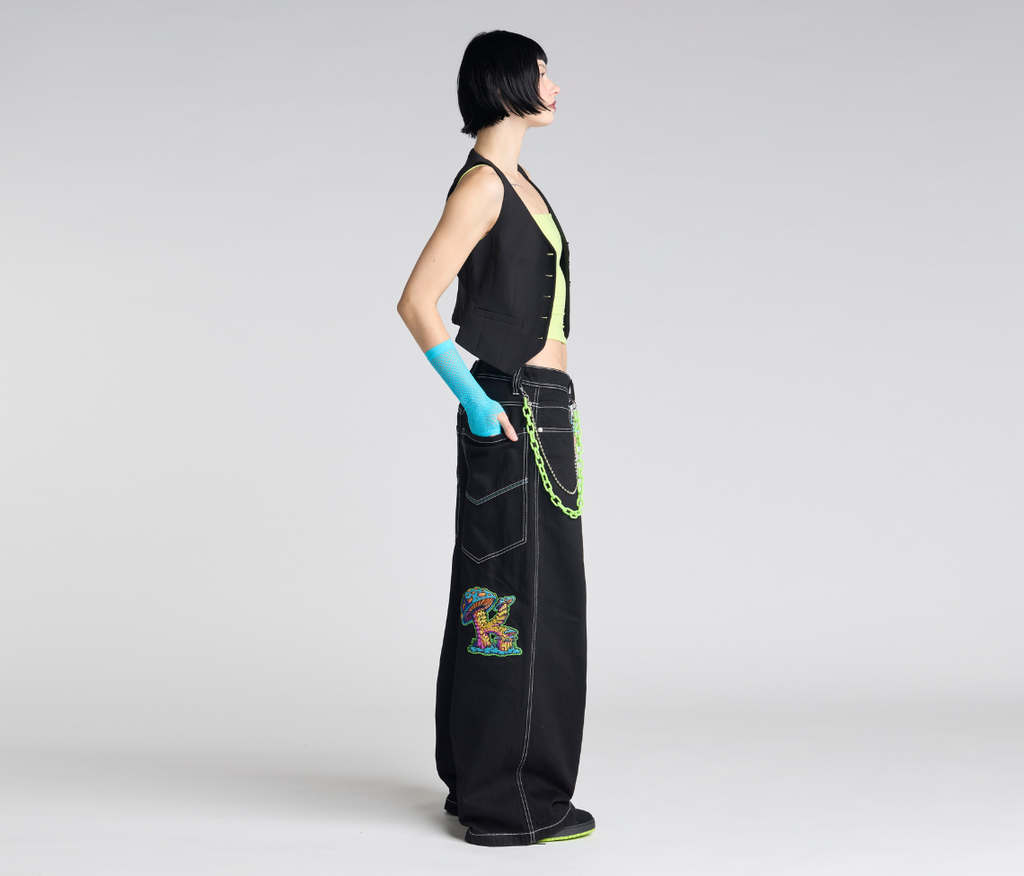 W Magic Mushroom 26 Inch Bottom Leg Opening Super Black Rinse Jeans With Hidden Stash Pocket