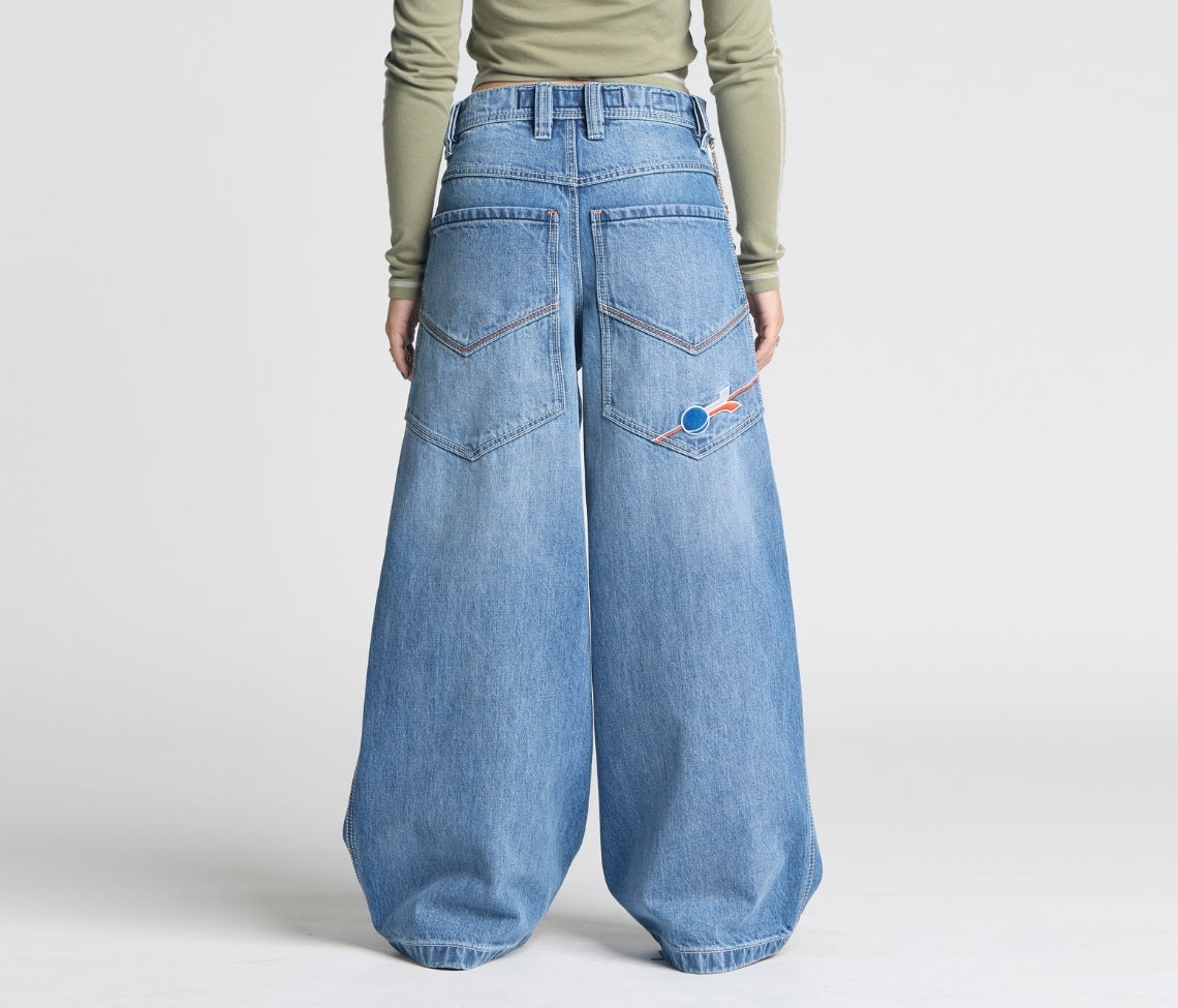 W Planet K 26 Inch Jeans 90s Medium Wash Hidden Stash Pocket Bottom Leg Opening