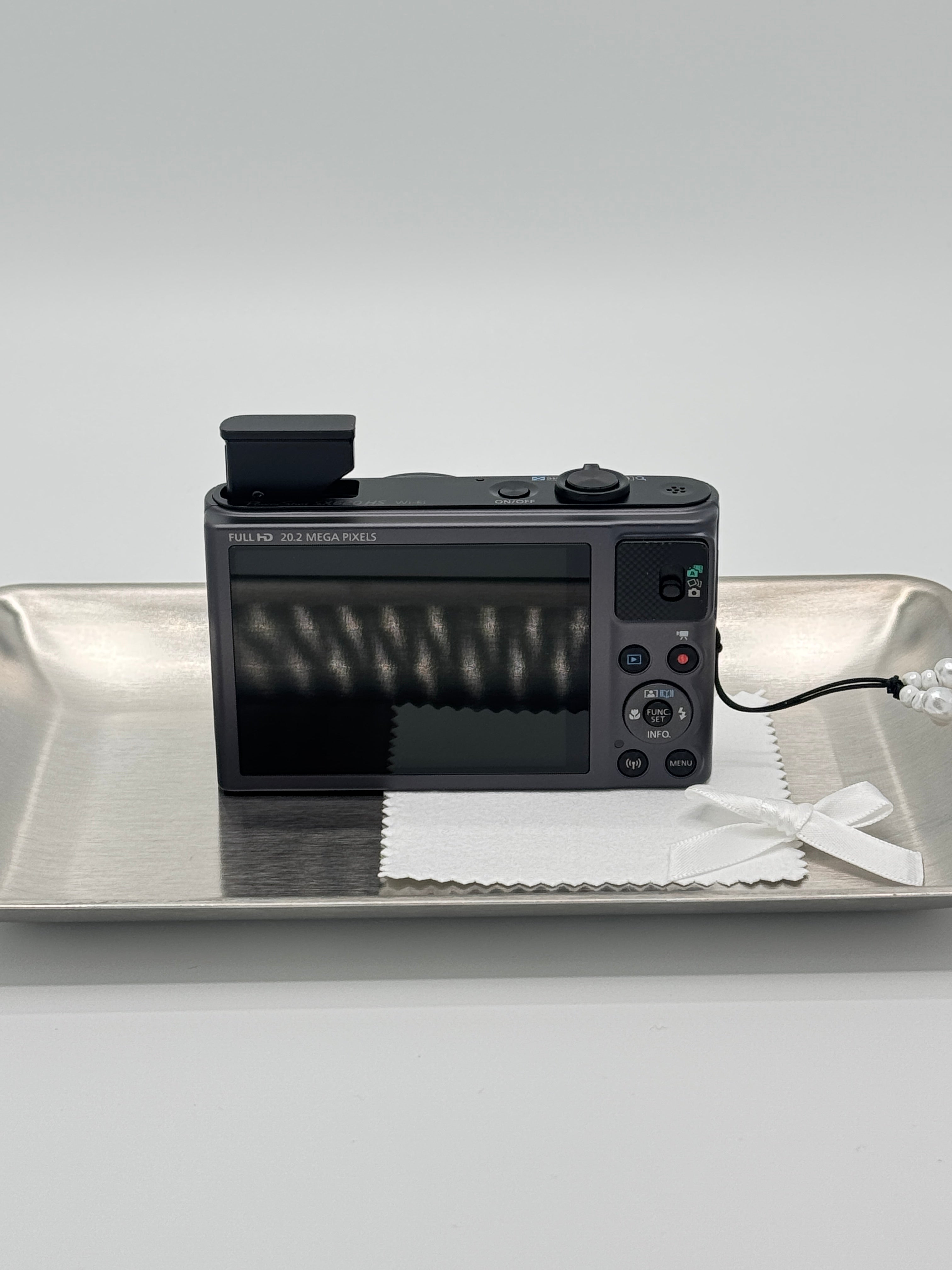 Canon Powershot SX620HS |